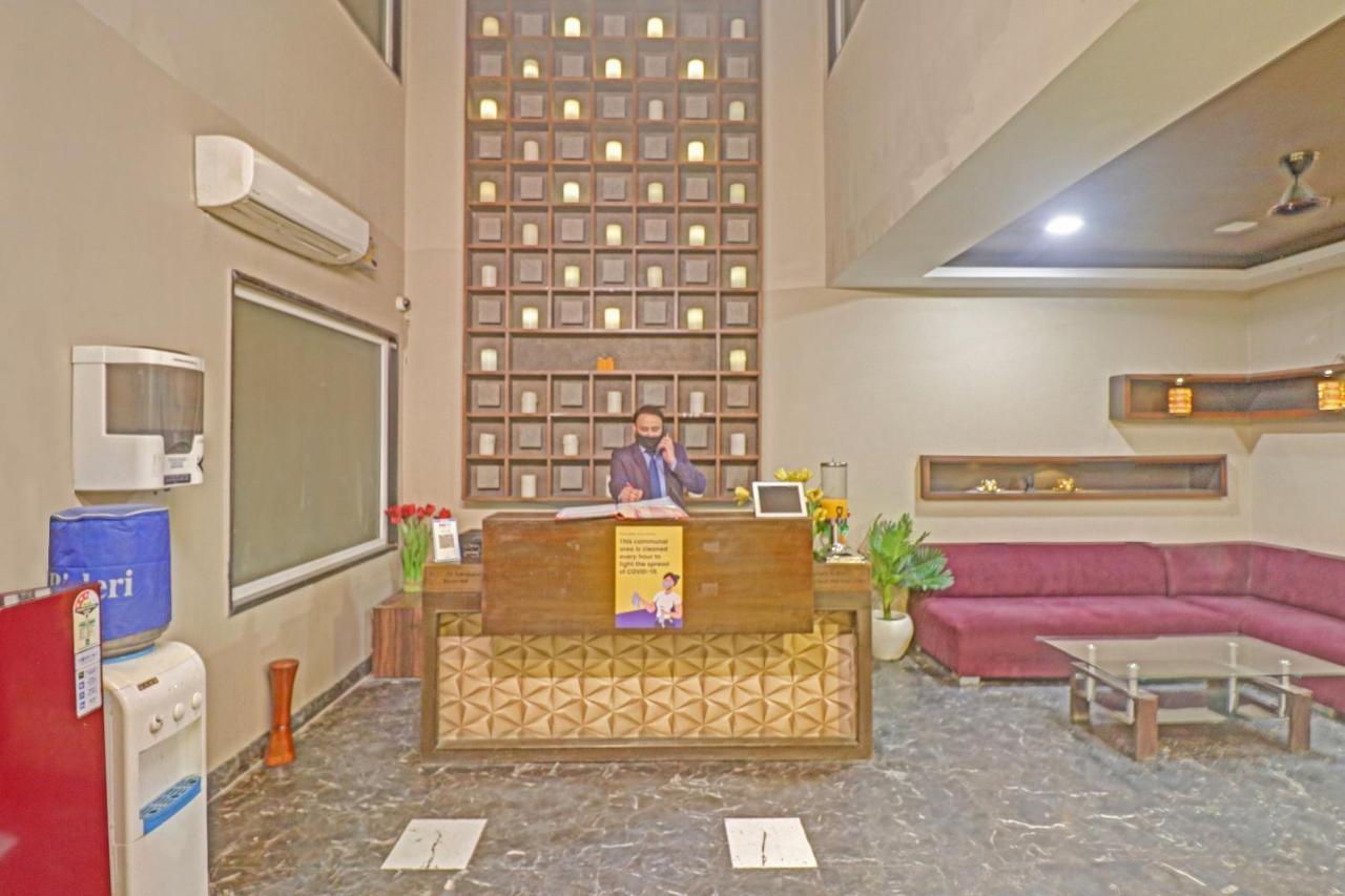 Townhouse 450 Dwarka Hotel Deli Exterior foto