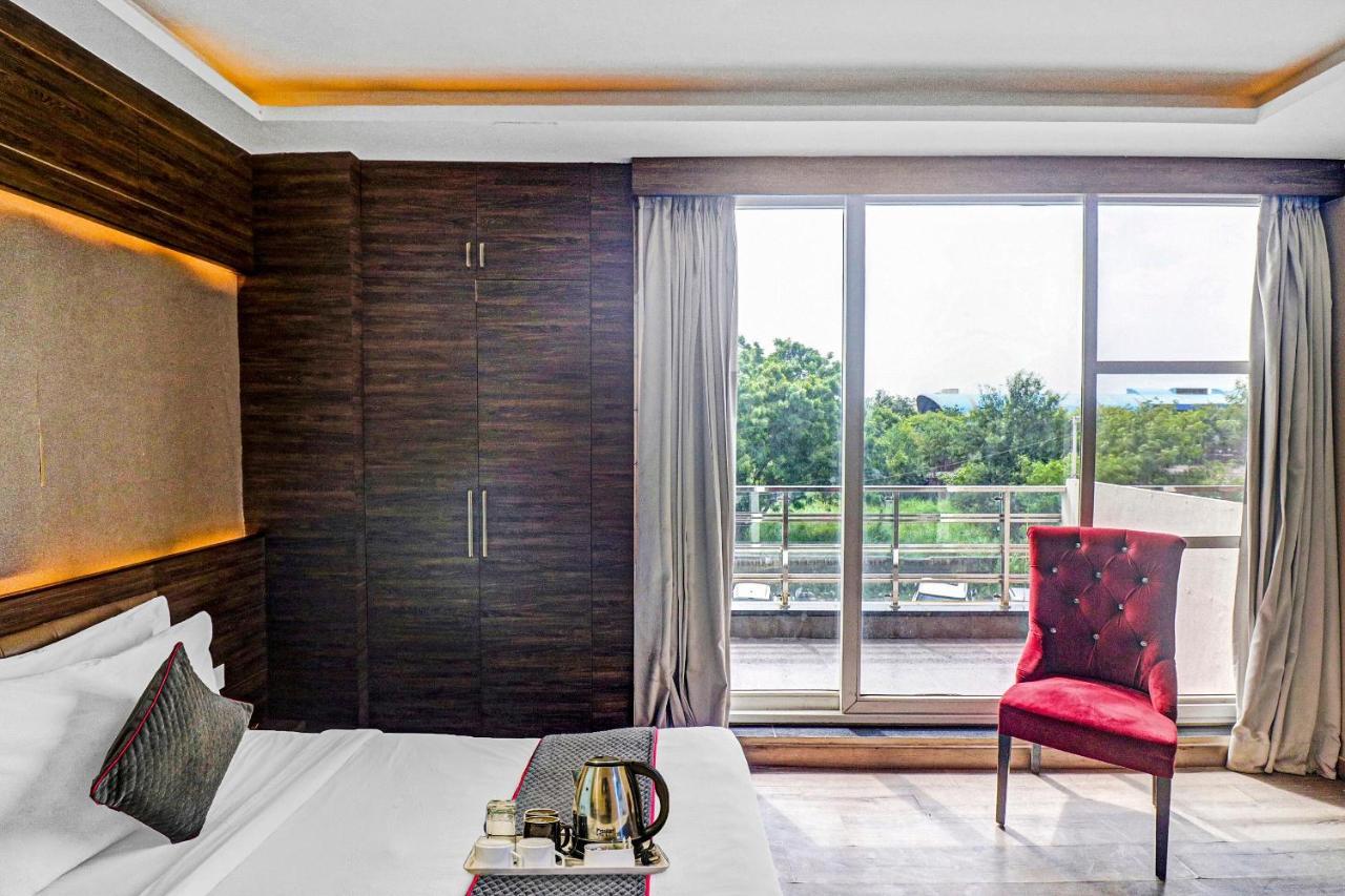Townhouse 450 Dwarka Hotel Deli Exterior foto